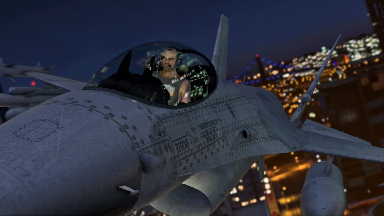 Grand Theft Auto V: Premium Online Edition & Whale Shark Card Bundle screenshot 1