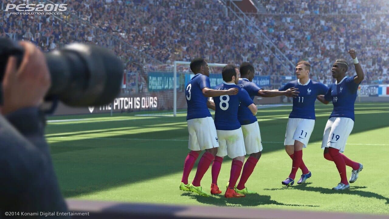 Pro Evolution Soccer 2015 thumbnail 4