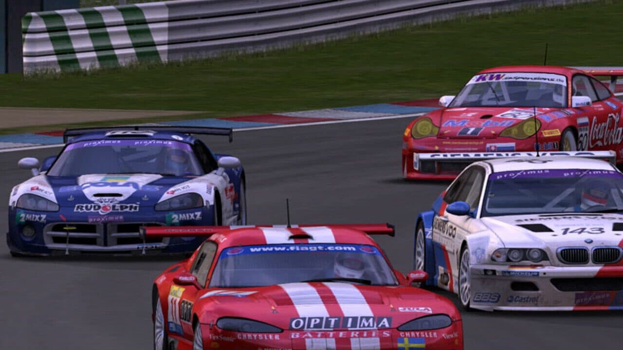 GTR 2: FIA GT Racing Game thumbnail 5