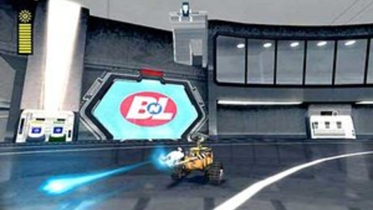 WALL-E thumbnail 2