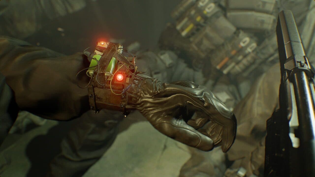 Resident Evil 7: Biohazard - Not A Hero thumbnail 6