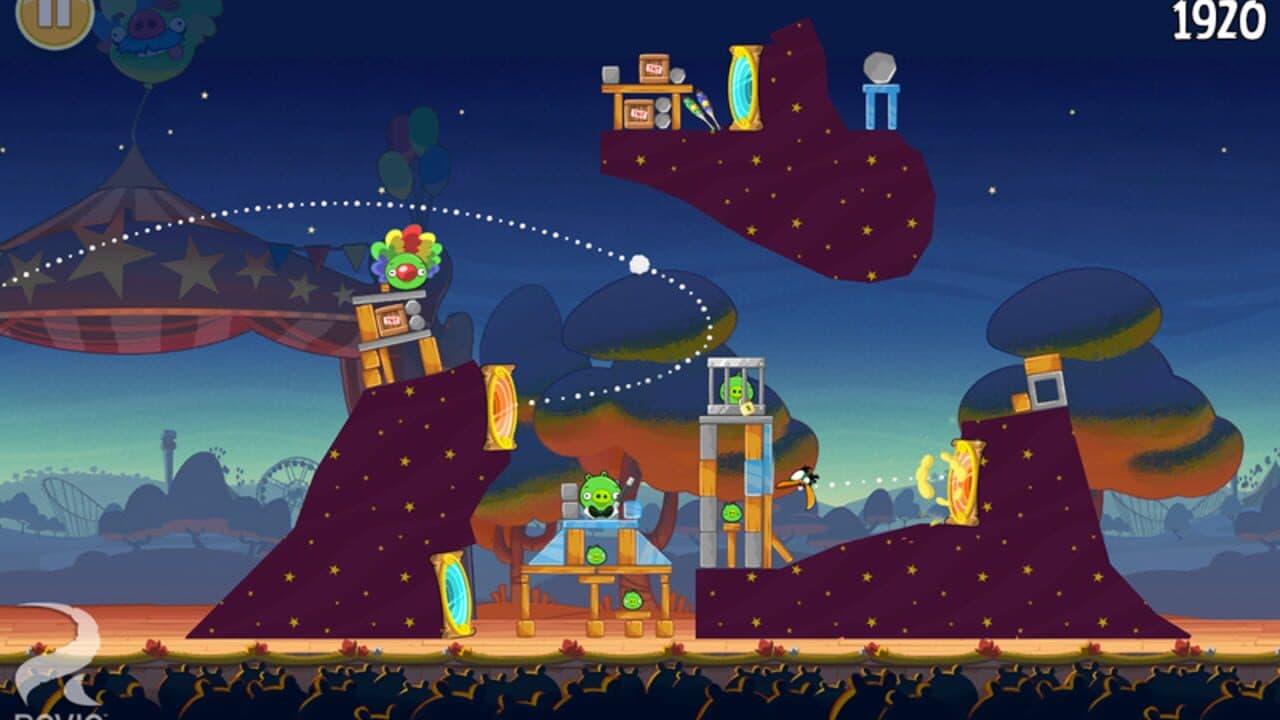 Angry Birds Seasons thumbnail 5