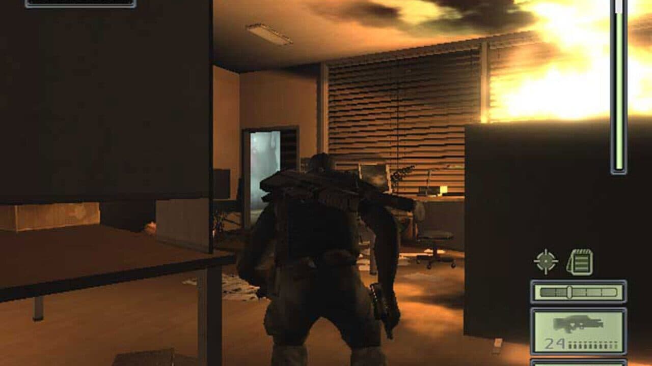 Tom Clancy's Splinter Cell screenshot 1