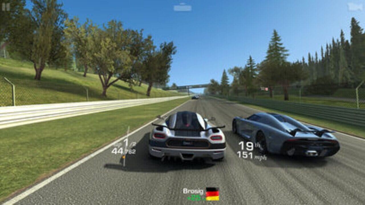 Real Racing 3 thumbnail 2
