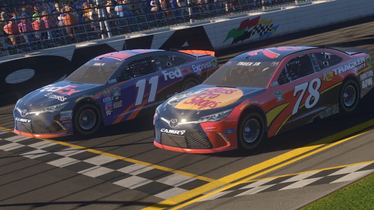 NASCAR Heat Evolution thumbnail 2