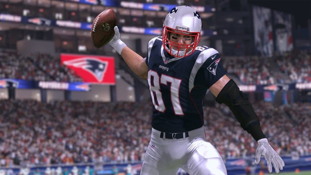 Madden NFL 17 thumbnail 2