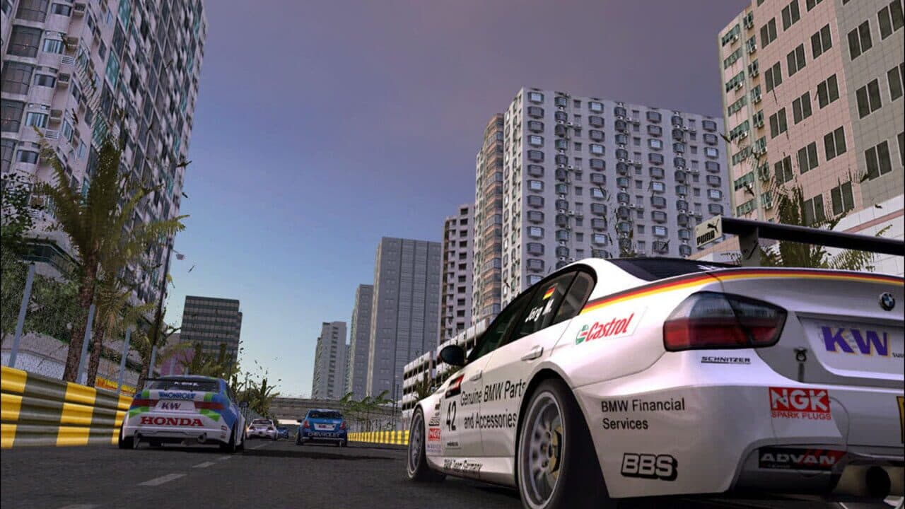 Race: The WTCC Game thumbnail 5