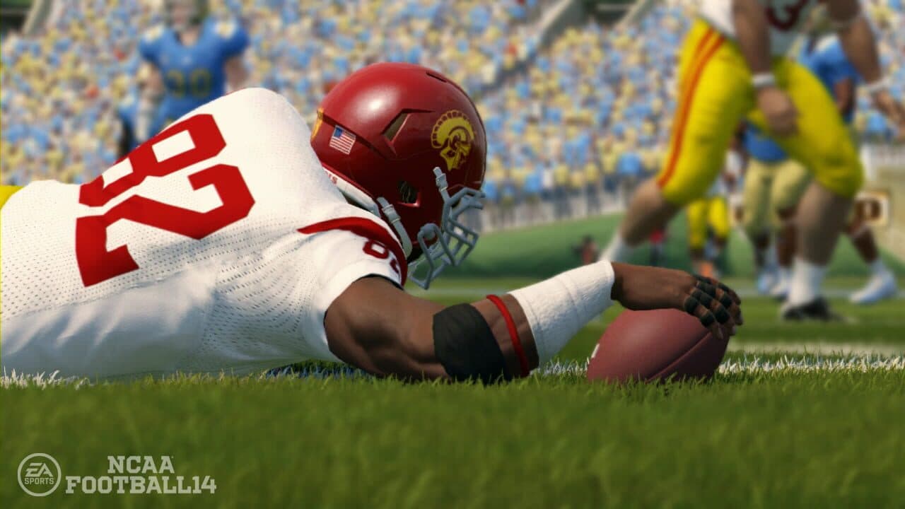 NCAA Football 14 thumbnail 2
