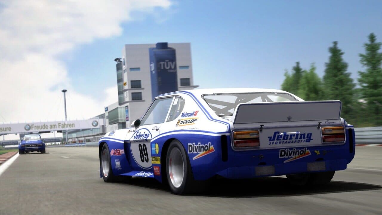 GT Legends thumbnail 3