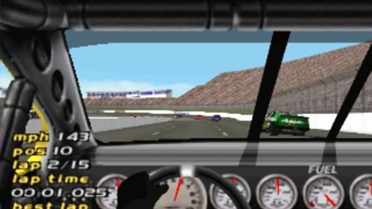 NASCAR 2000 thumbnail 2