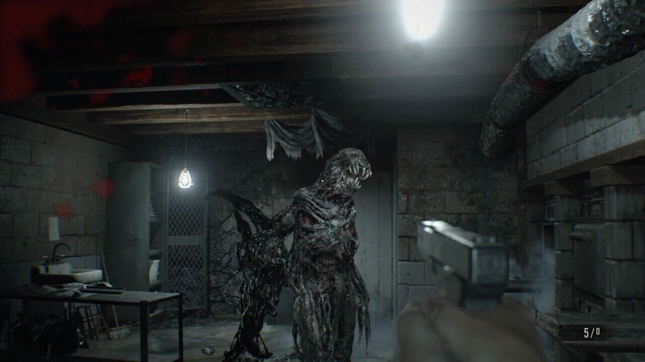 Resident Evil 7: Biohazard - Collector's Edition thumbnail 3