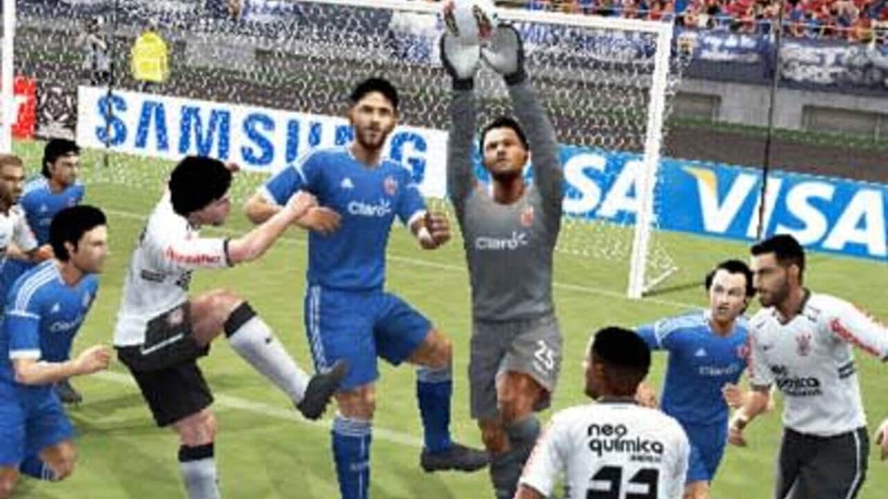 Pro Evolution Soccer 2013 3D thumbnail 4