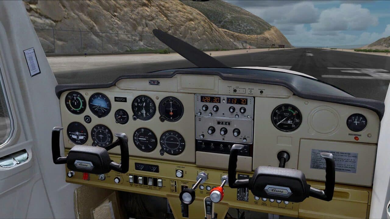 Microsoft Flight Simulator X: Steam Edition - Cessna C152 II thumbnail 3
