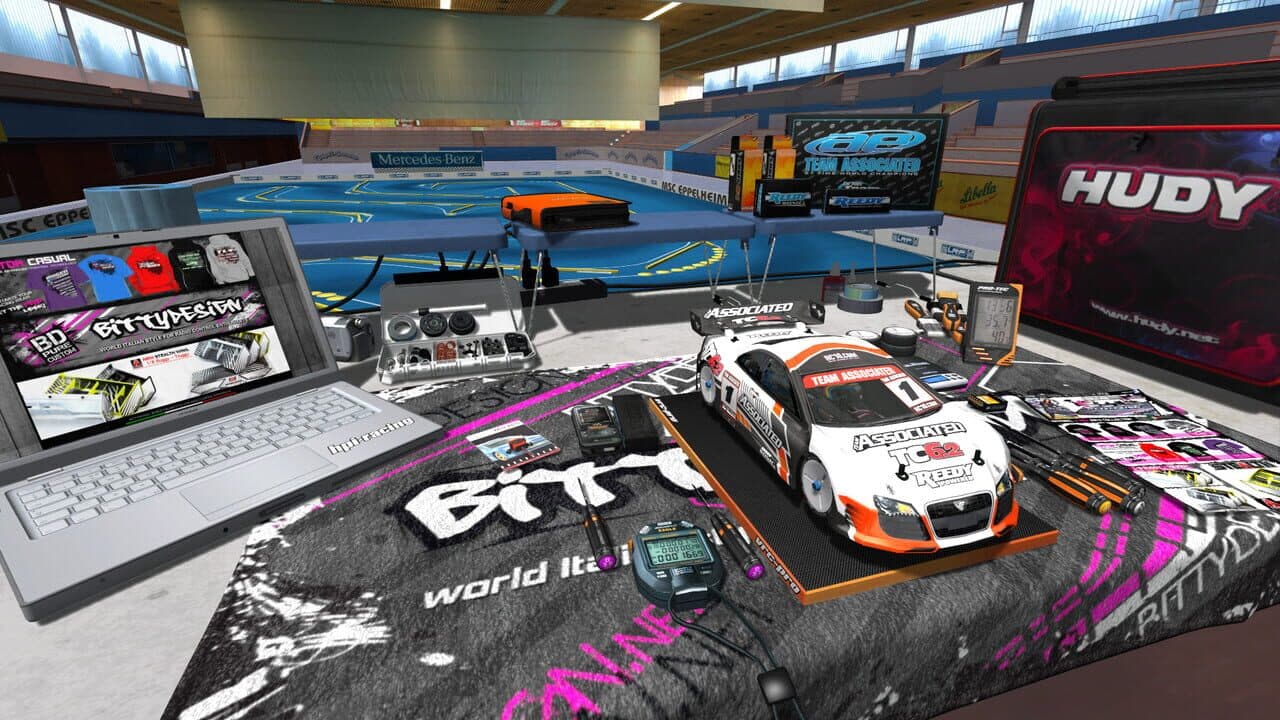 VRC Pro: Deluxe Electric On-Road Tracks screenshot 1