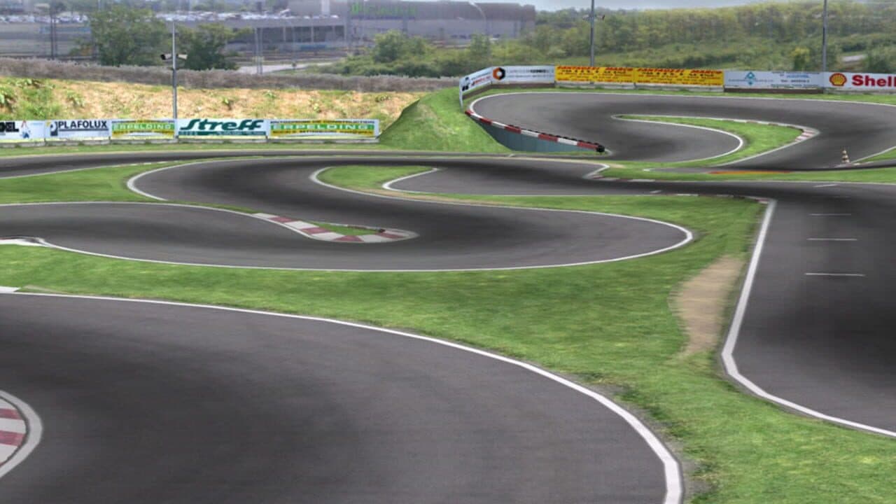 VRC Pro: Deluxe Nitro On-Road Tracks thumbnail 3