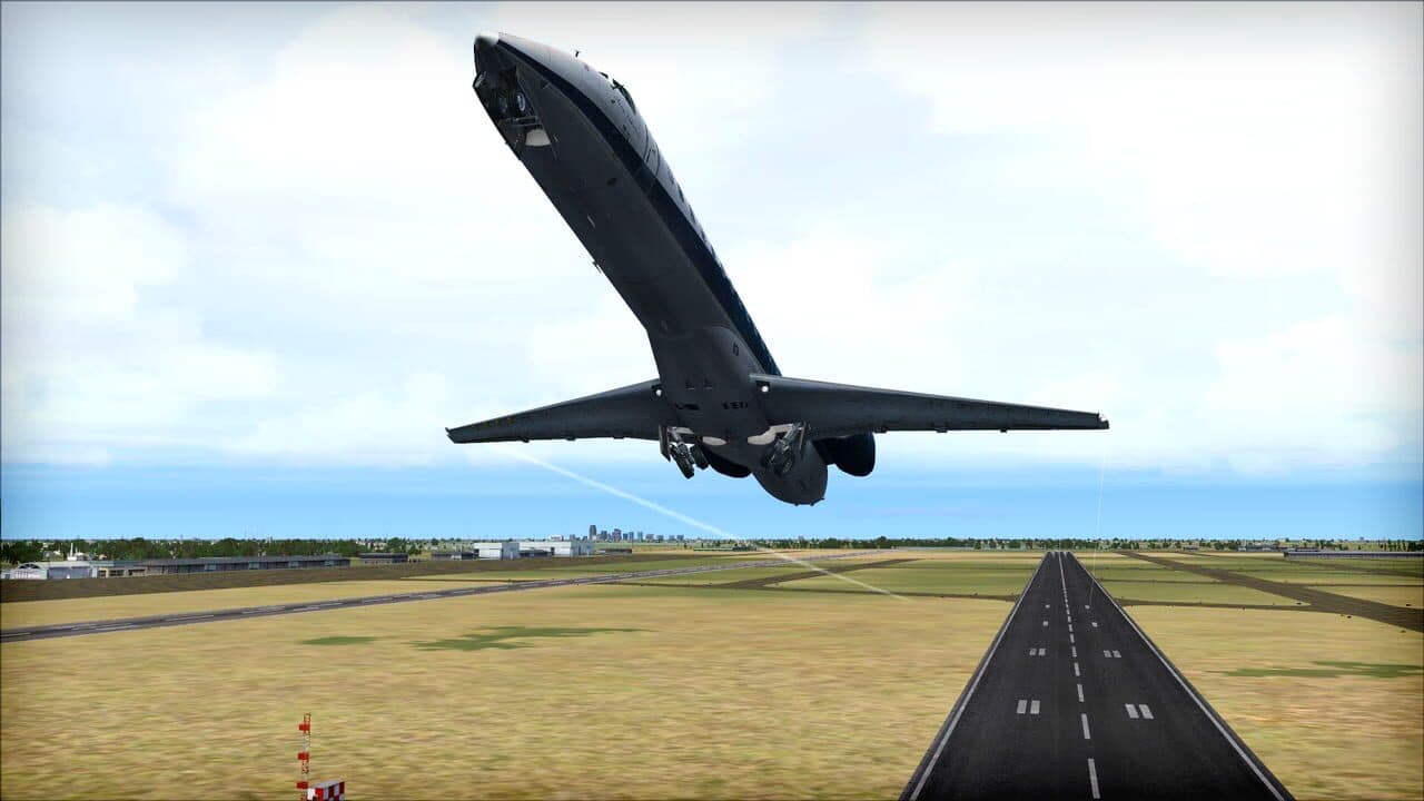 Microsoft Flight Simulator X: Steam Edition - Embraer ERJ 145LR thumbnail 2