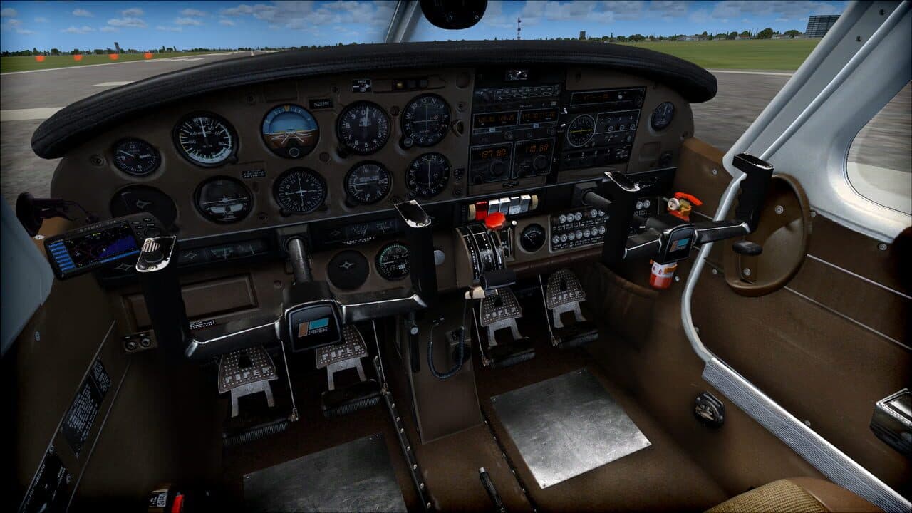 Microsoft Flight Simulator X: Steam Edition - Piper PA-28-181 Archer II thumbnail 8