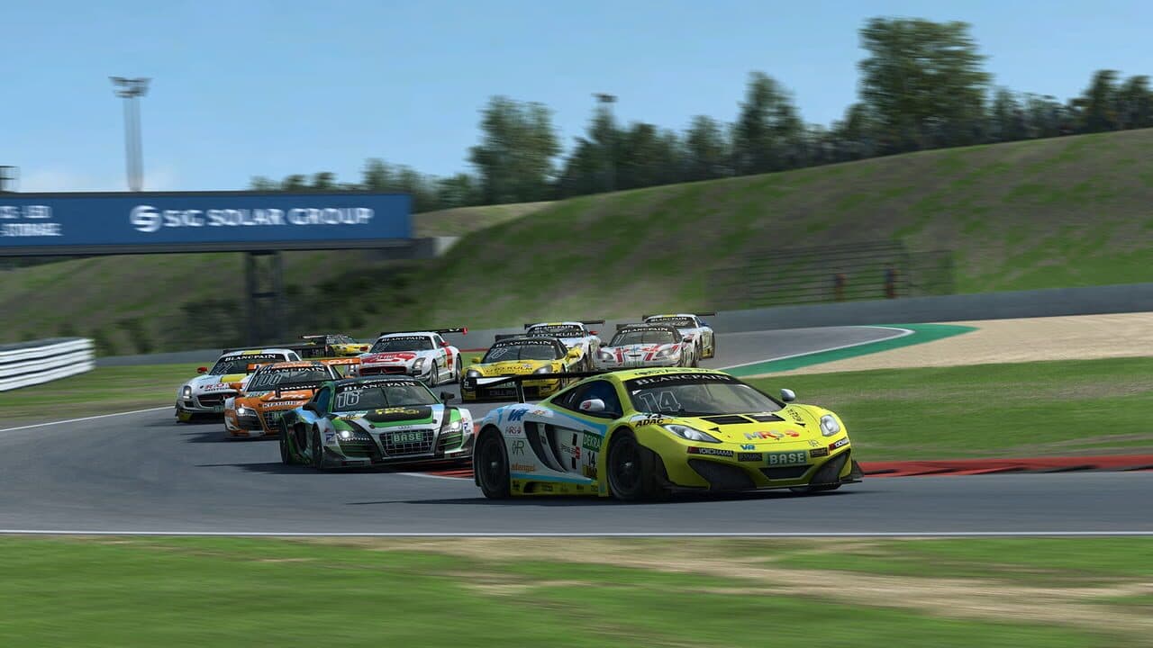 RaceRoom Racing Experience: ADAC GT Masters Experience 2014 thumbnail 12