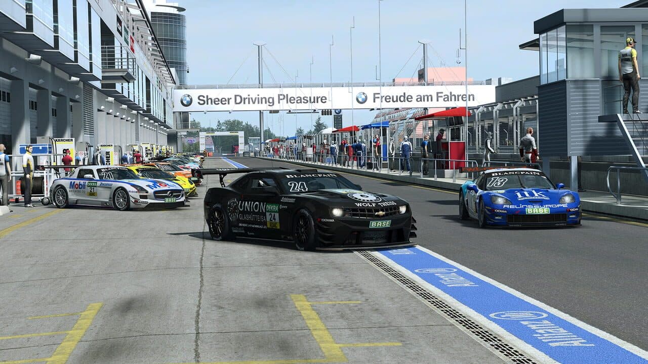 RaceRoom Racing Experience: ADAC GT Masters Experience 2014 thumbnail 8