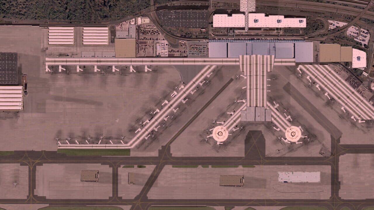 Tower!2011:SE - Frankfurt EDDF Airport thumbnail 4