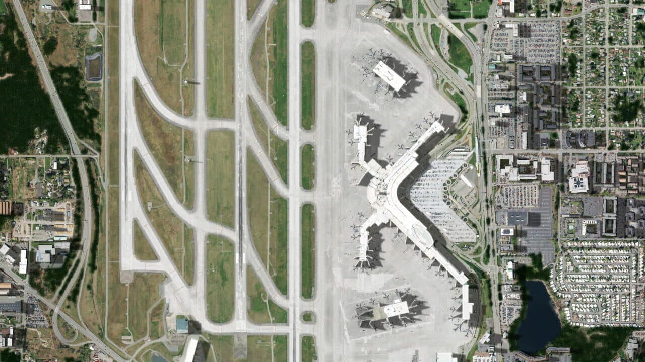 Tower!2011:SE - Seattle KSEA Airport screenshot 1