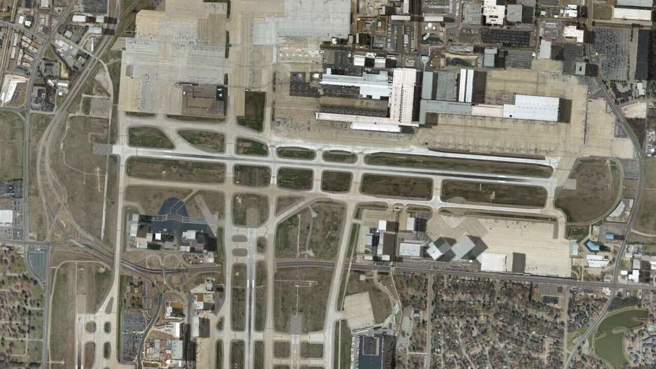 Tower!2011:SE - Memphis KMEM Airport thumbnail 5