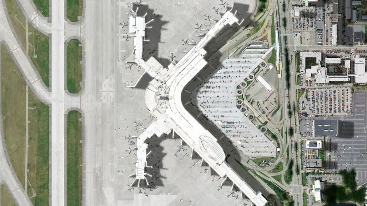 Tower!2011:SE - Seattle KSEA Airport thumbnail 3