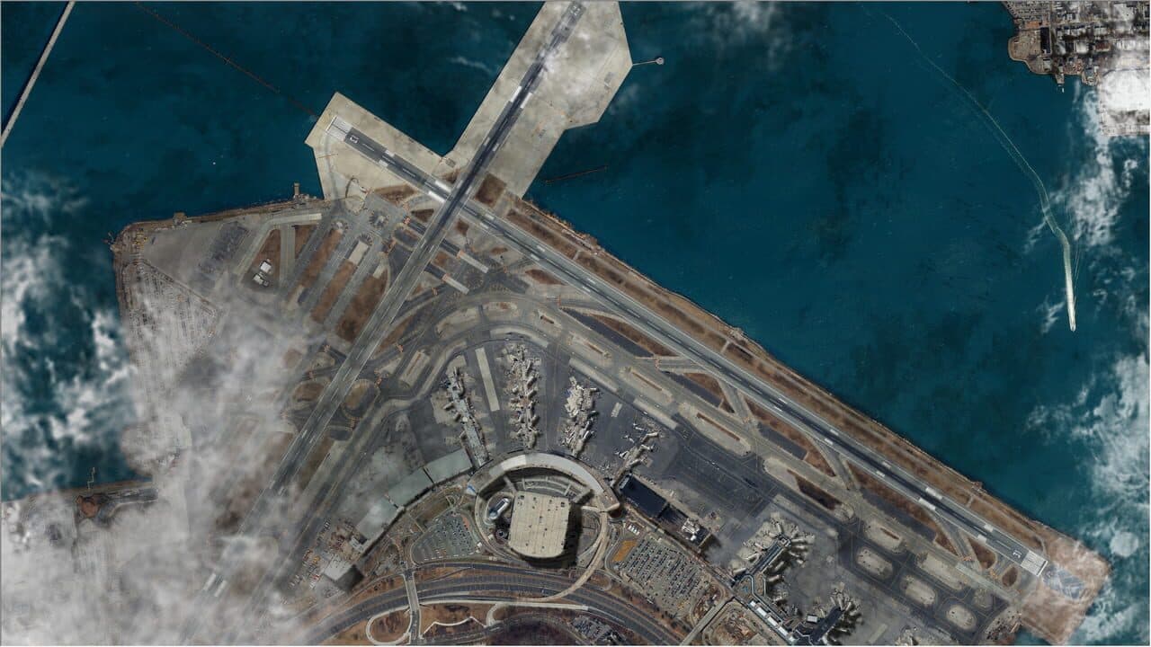 Tower!2011:SE - La Guardia KLGA Airport screenshot 1