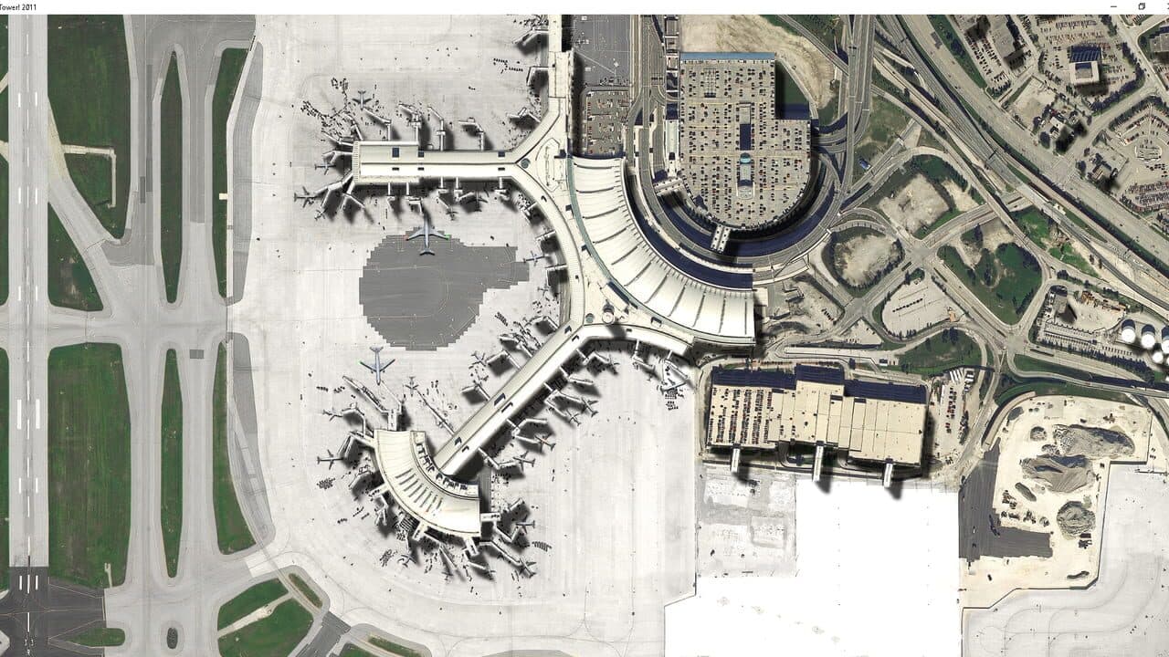 Tower!2011:SE - Toronto CYYZ Airport screenshot 1