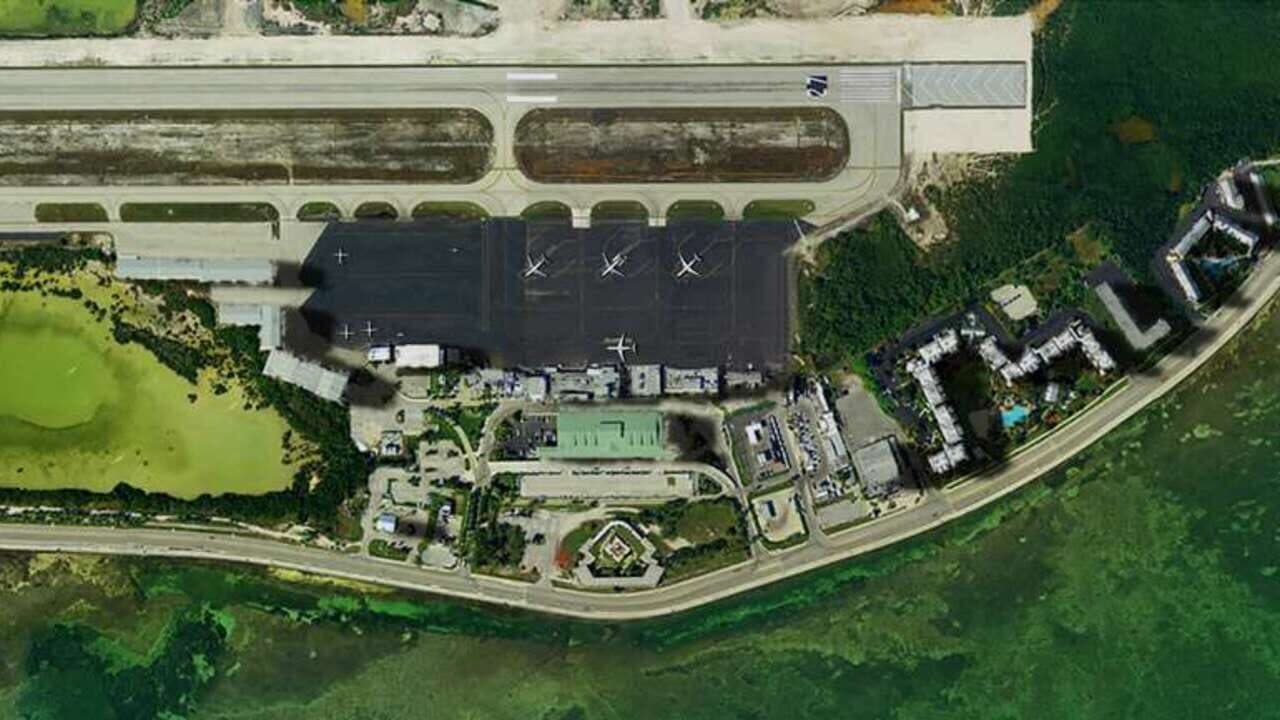 Tower!2011:SE - Key West KEYW Airport screenshot 1