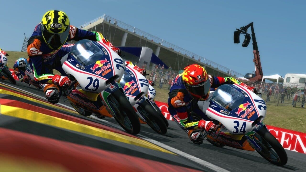 MotoGP 13:Red Bull Rookies Cup thumbnail 9