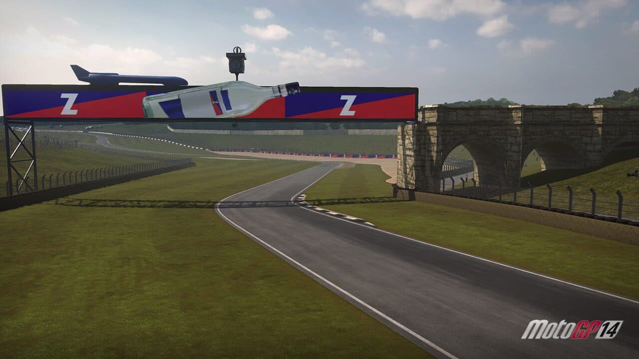 MotoGP 14: Donington Park British Grand Prix DLC thumbnail 11