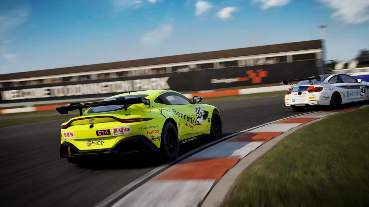 Assetto Corsa Competizione: British GT Pack thumbnail 5