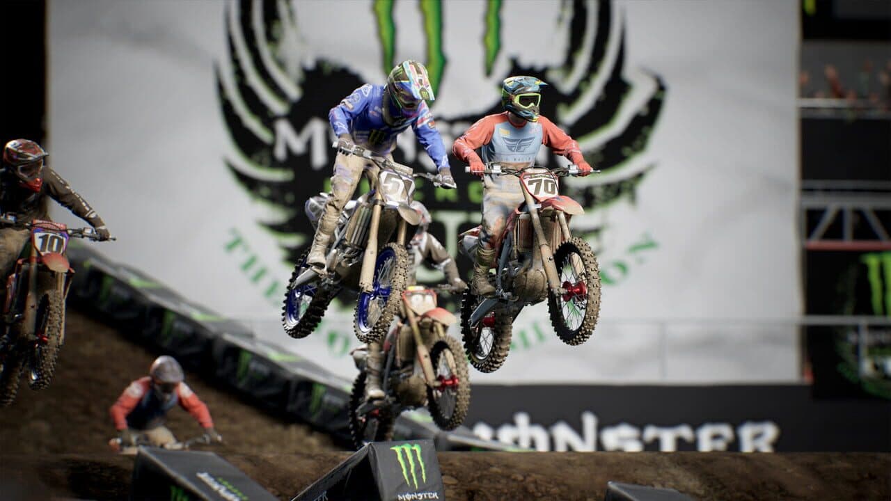 Monster Energy Supercross: The Official Videogame 4 - Historical Monster Energy Cup 2011 thumbnail 6