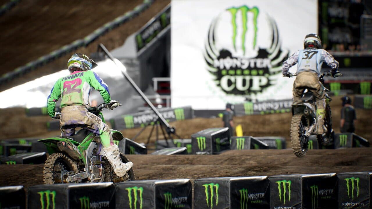 Monster Energy Supercross: The Official Videogame 4 - Historical Monster Energy Cup 2011 thumbnail 4