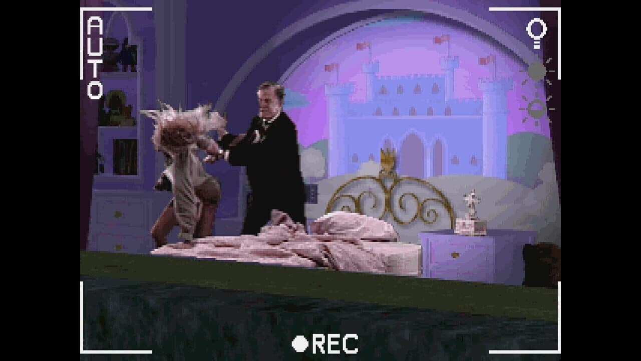 Voyeur thumbnail 4