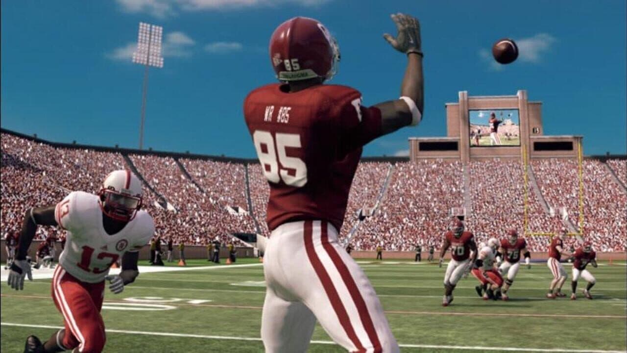 NCAA Football 11 thumbnail 2