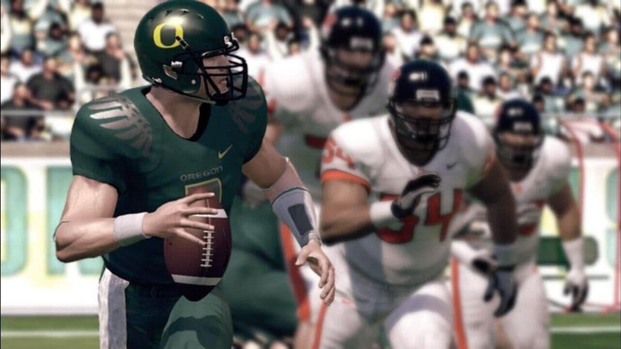 NCAA Football 11 thumbnail 4