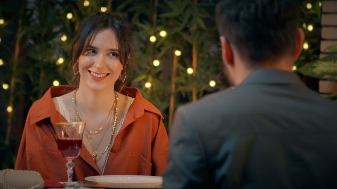 First Date: Late to Date thumbnail 3