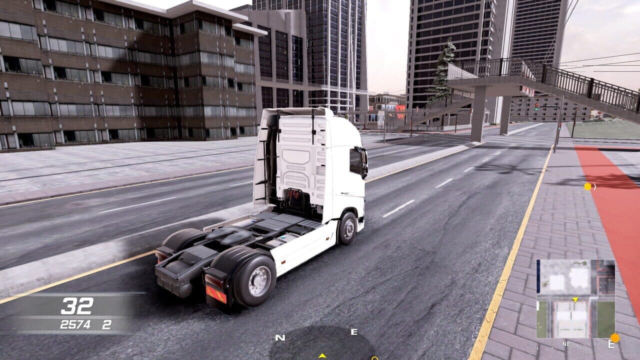 Truck Simulator in City thumbnail 3