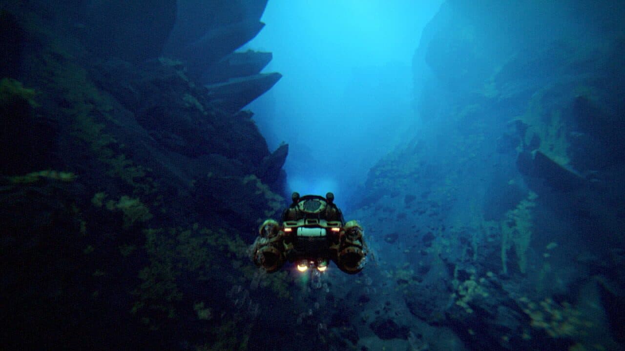 Under the Waves thumbnail 4
