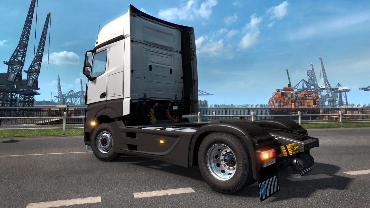 Euro Truck Simulator 2: Actros Tuning Pack thumbnail 8