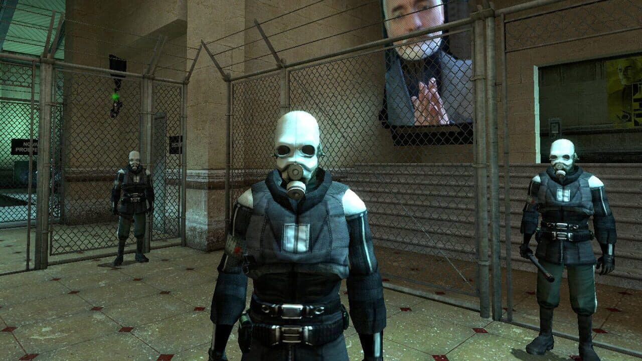Half-Life 2: Collector's Edition thumbnail 2