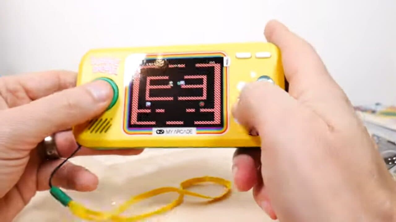 Pocket Player: Bubble Bobble screenshot 1