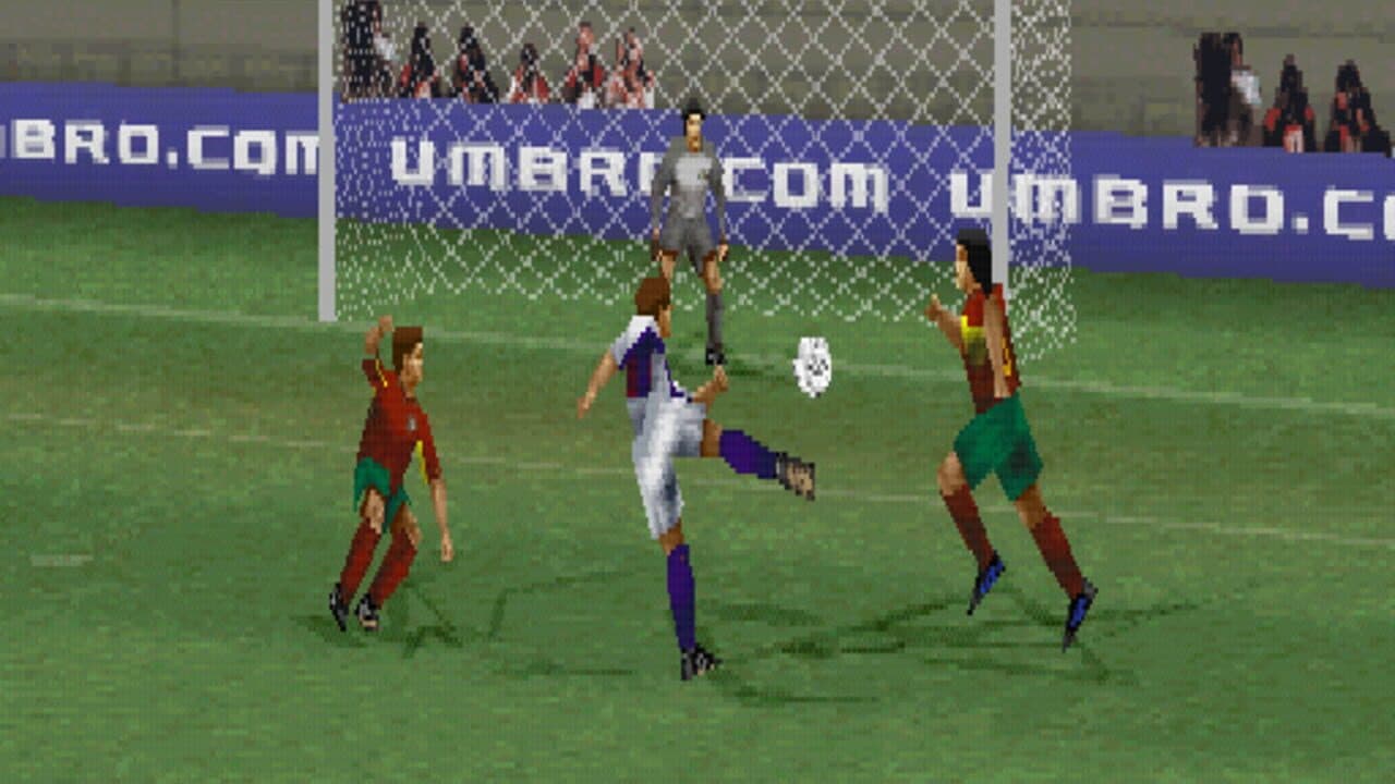 Pro Evolution Soccer thumbnail 3