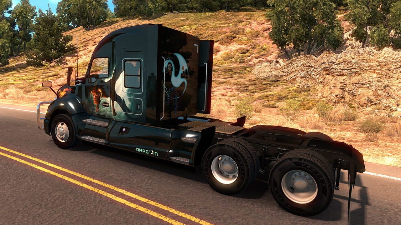 American Truck Simulator: Dragon Truck Design Pack screenshot 1