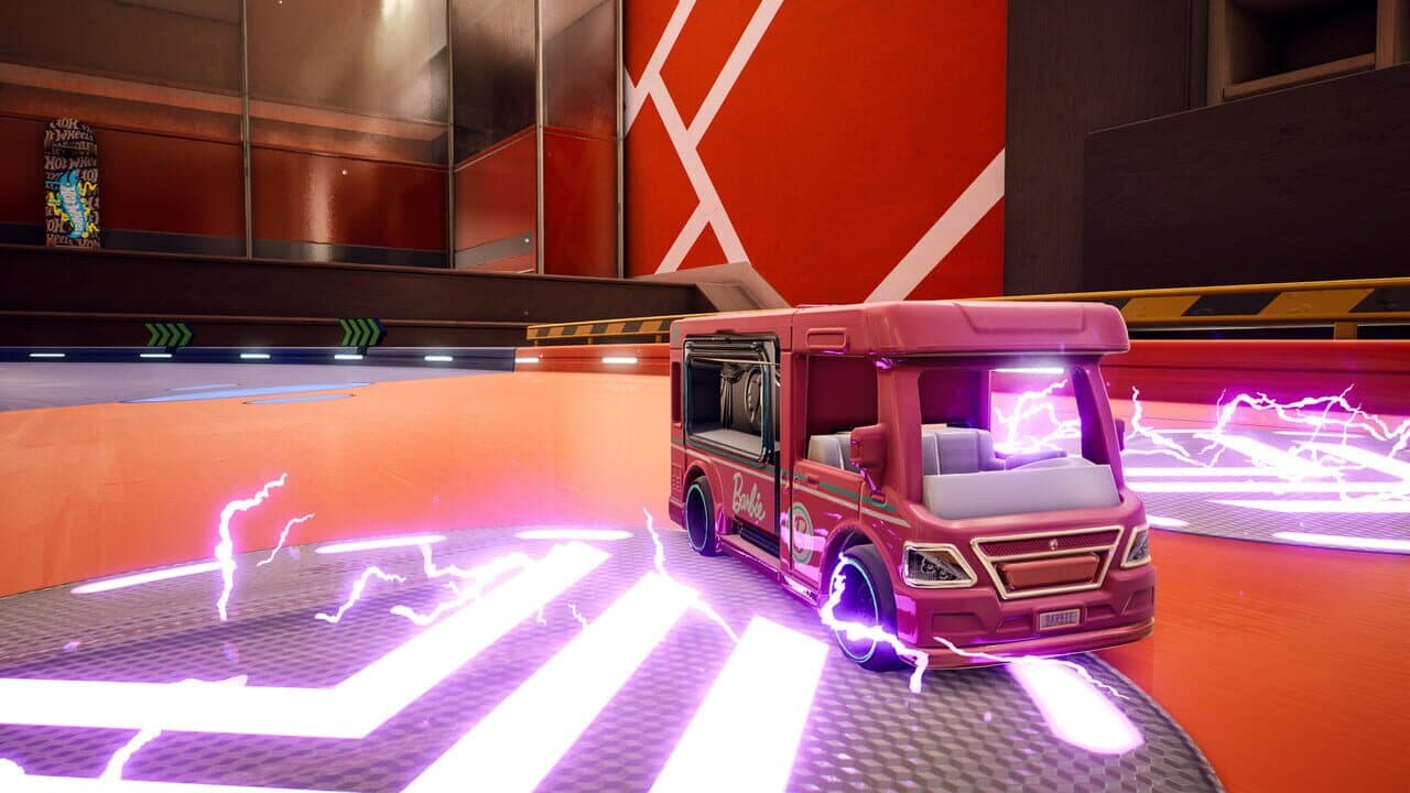 Hot Wheels: Barbie Dream Camper thumbnail 3
