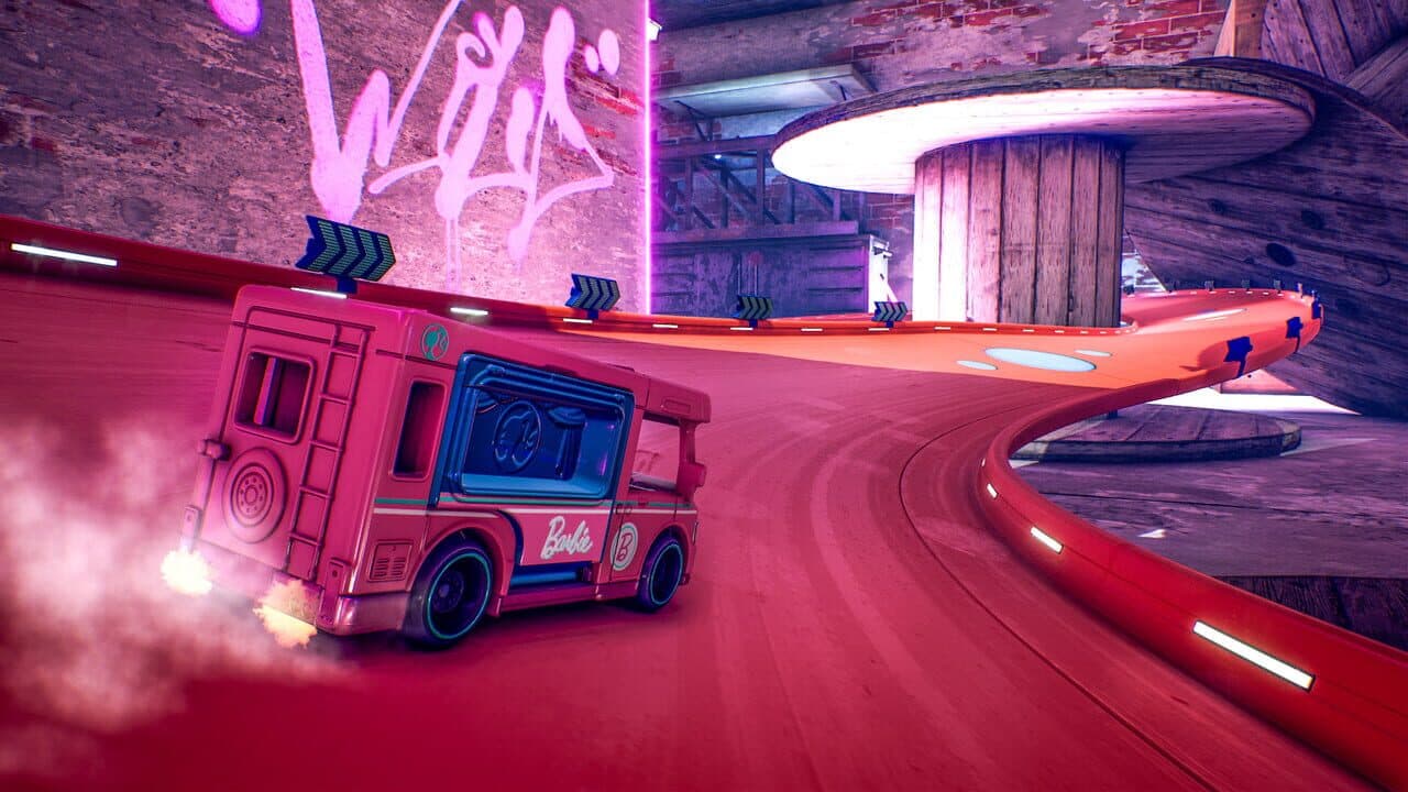 Hot Wheels: Barbie Dream Camper thumbnail 6