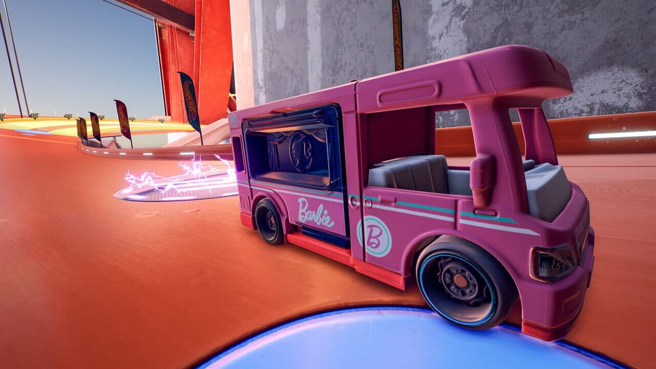 Hot Wheels: Barbie Dream Camper thumbnail 7