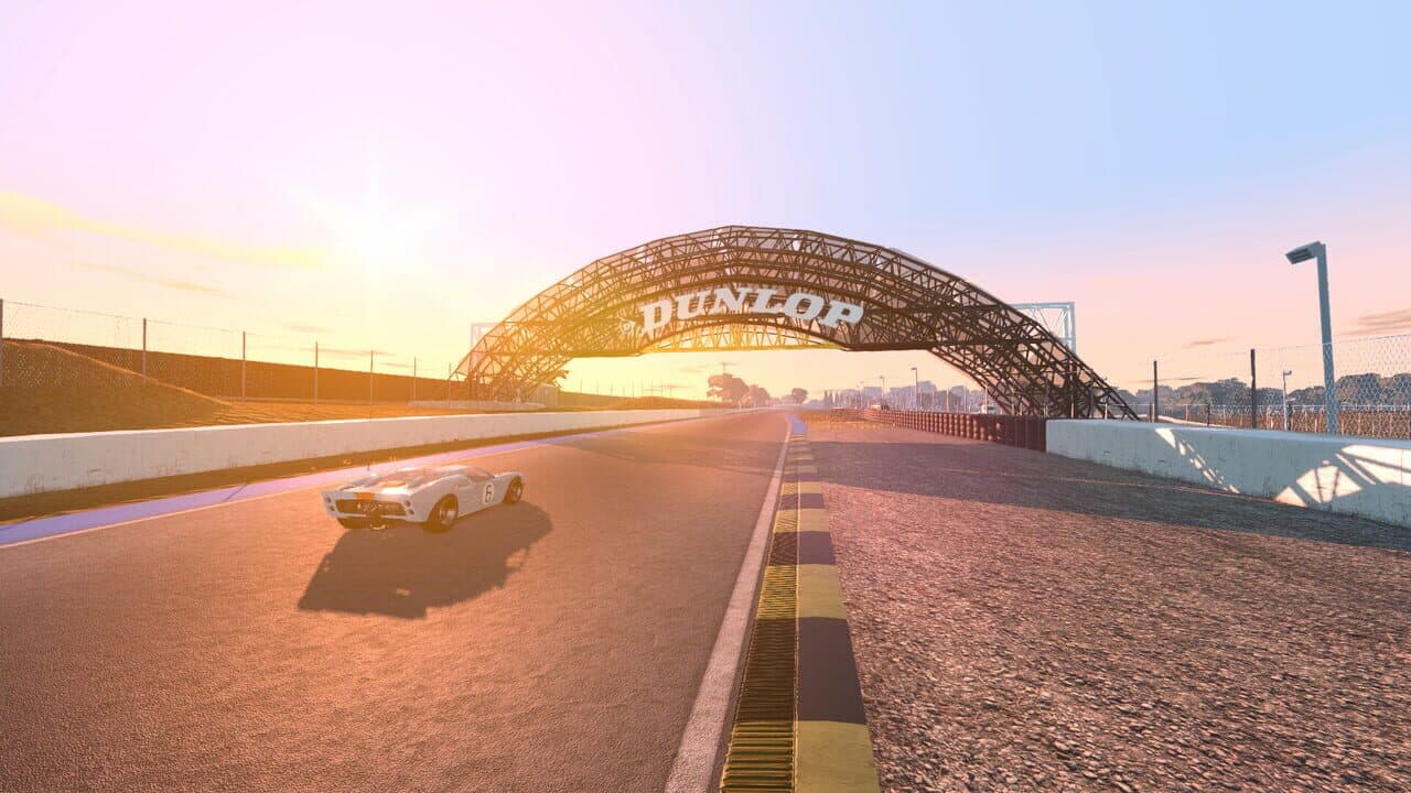 Hot Lap Racing thumbnail 2